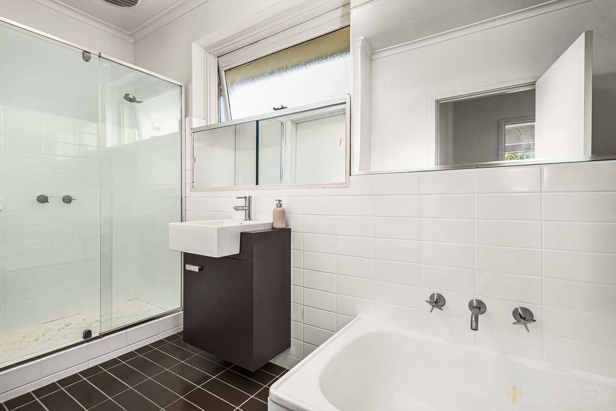 4 / 9 Evelyn Street St Kilda East - Residential for sale