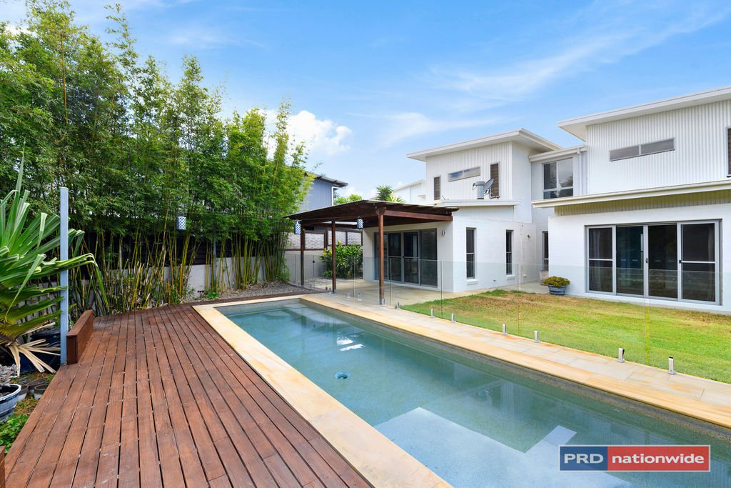 49 Island Road, SAPPHIRE BEACH NSW 2450