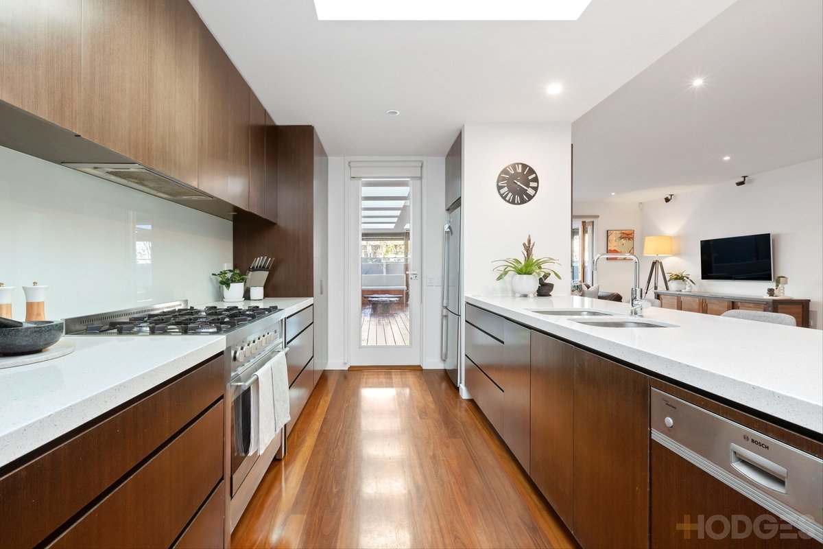 49 Seaview Crescent Black Rock - Residential for sale