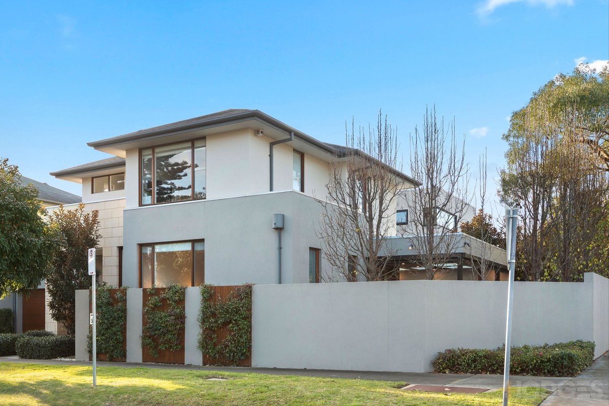 49 Seaview Crescent Black Rock - Residential for sale
