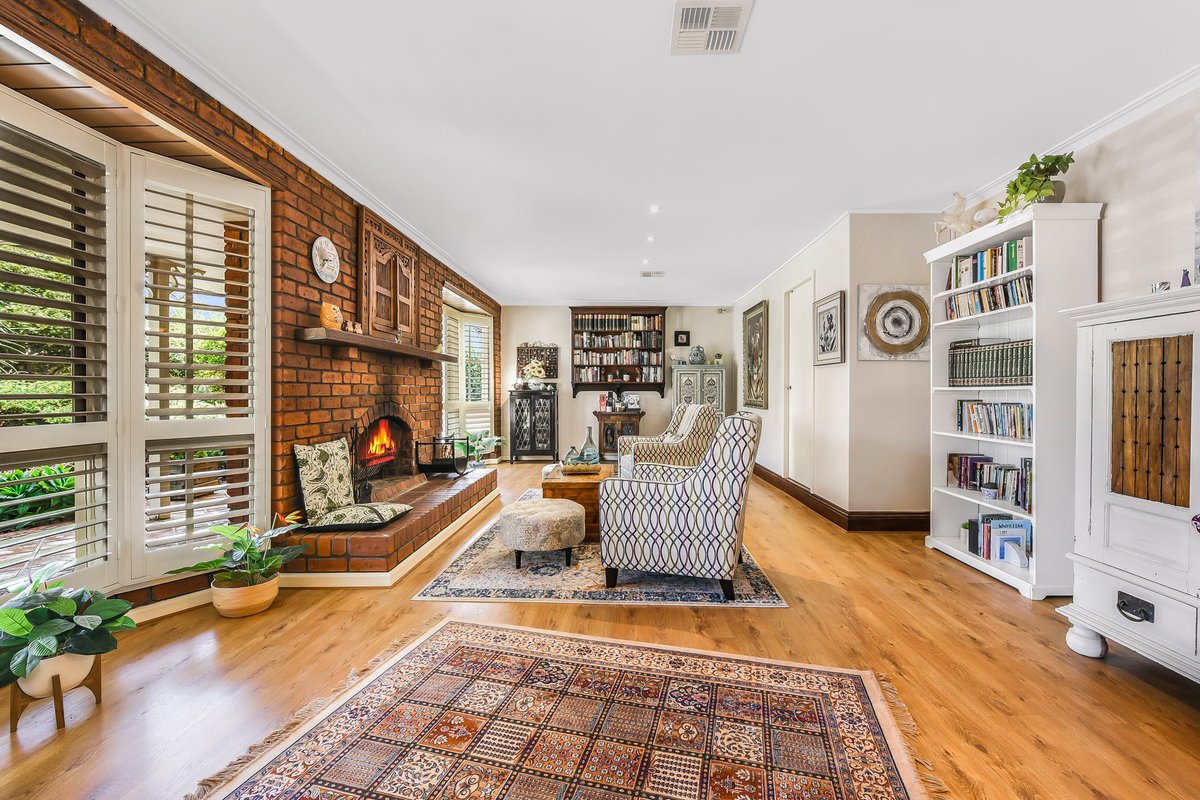 49 Worthing Road DEVON MEADOWS - Residential for sale