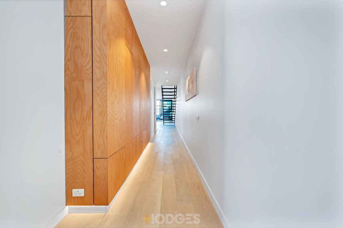 4b Mary Avenue Edithvale - Residential for sale