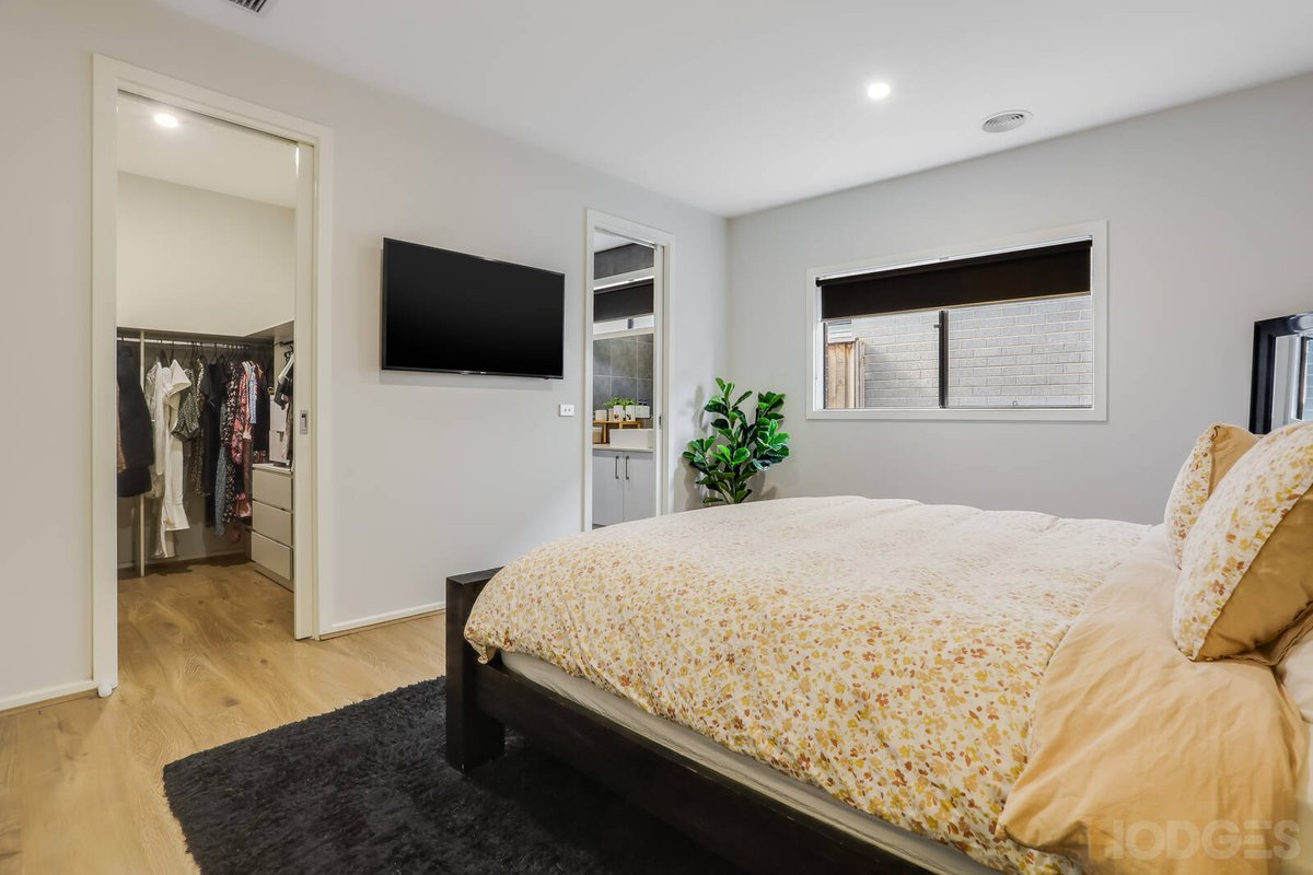 5 Aberfeldy Road Werribee - Residential for sale