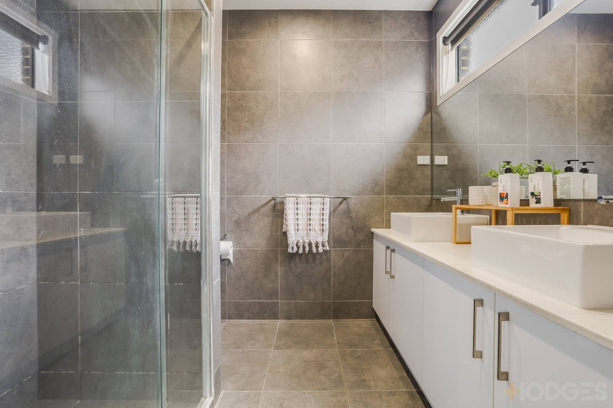 5 Aberfeldy Road Werribee - Residential for sale