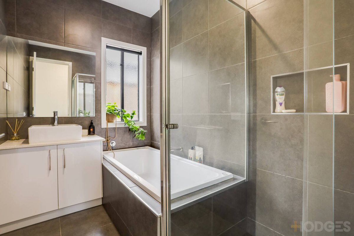 5 Aberfeldy Road Werribee - Residential for sale