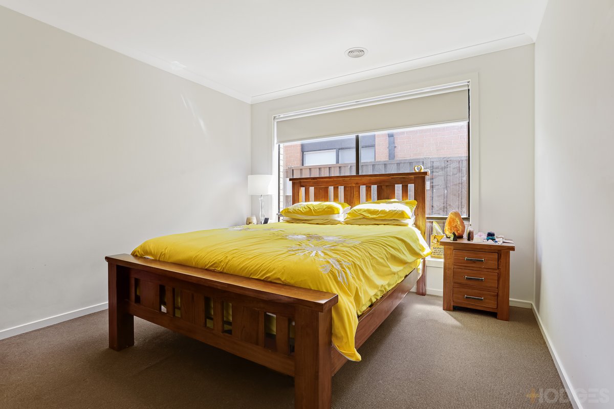 5 Artfield Drive Werribee - Residential for sale