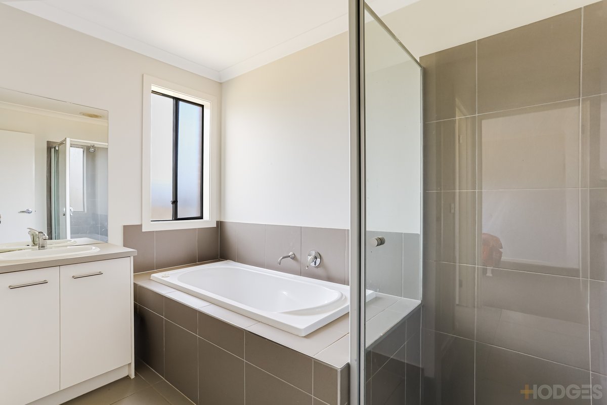 5 Artfield Drive Werribee - Residential for sale