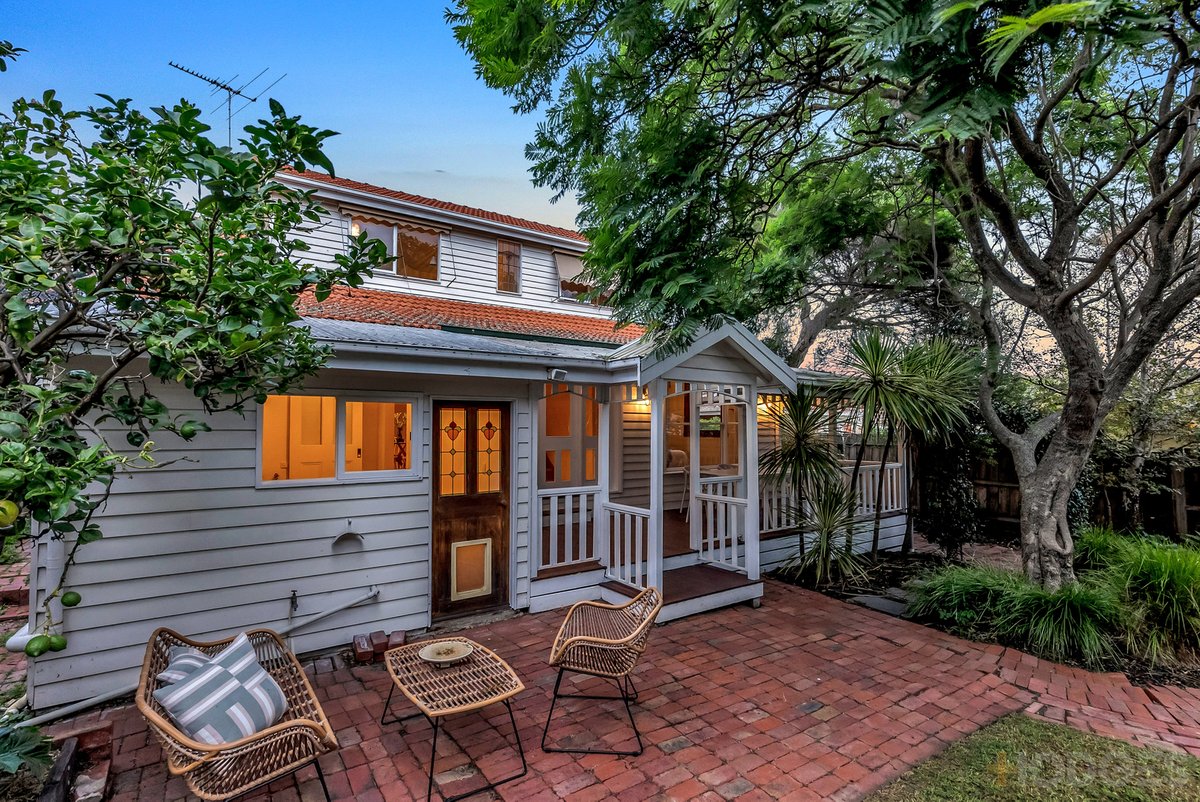 5 Ashmore Avenue Mordialloc - Residential for sale