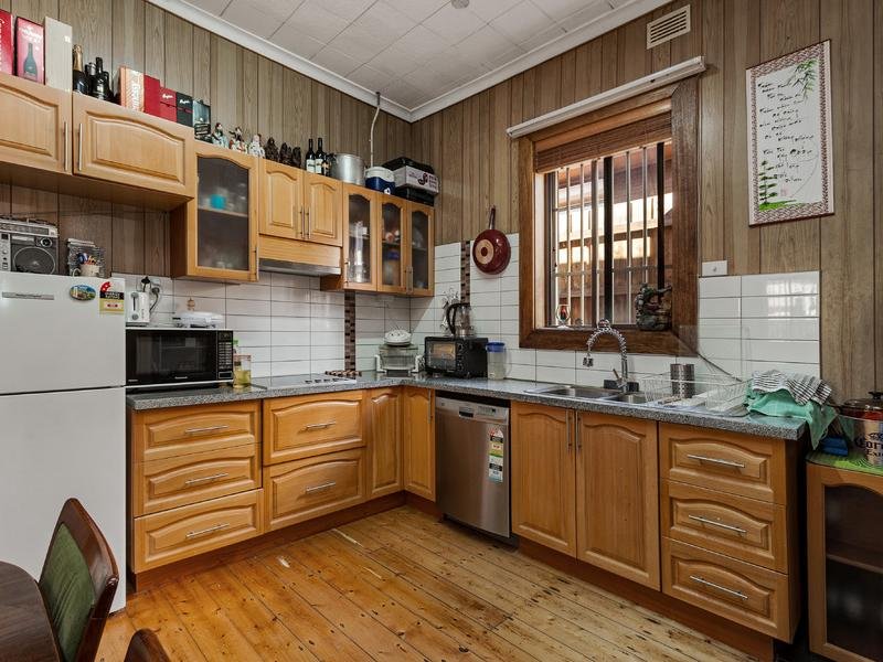 5 Ballarat Road MAIDSTONE - Residential for sale