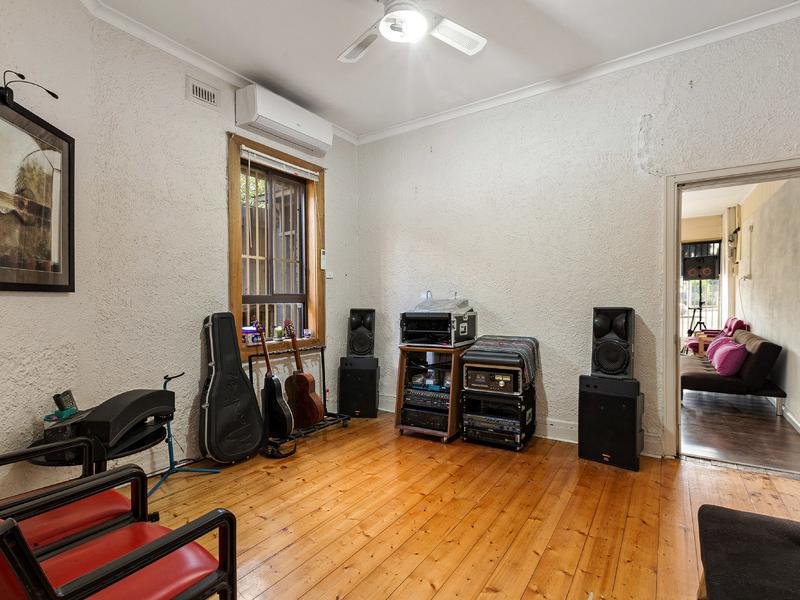 5 Ballarat Road MAIDSTONE - Residential for sale