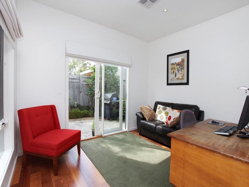 5 Barrett Court YARRAVILLE - Residential for sale