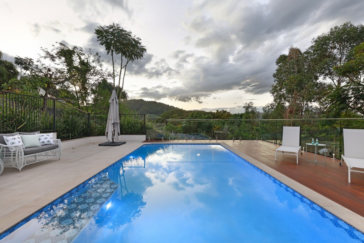 5 Carapook Crescent, Tallebudgera QLD 4228