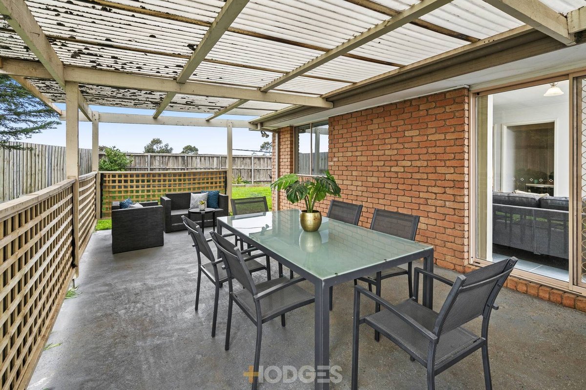 5 Carmarthen Close Werribee - Residential for sale