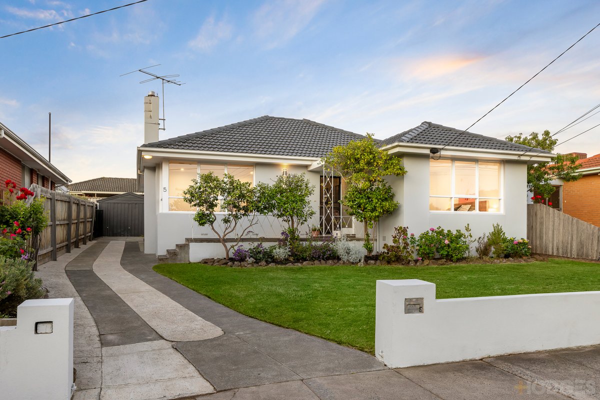 5 Dewrang Street Cheltenham - Residential for sale