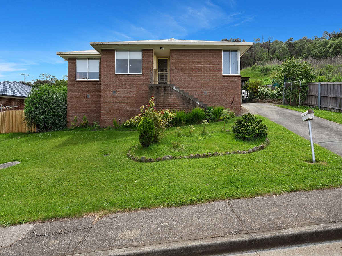 5 Hakea Crescent, GAGEBROOK TAS 7030