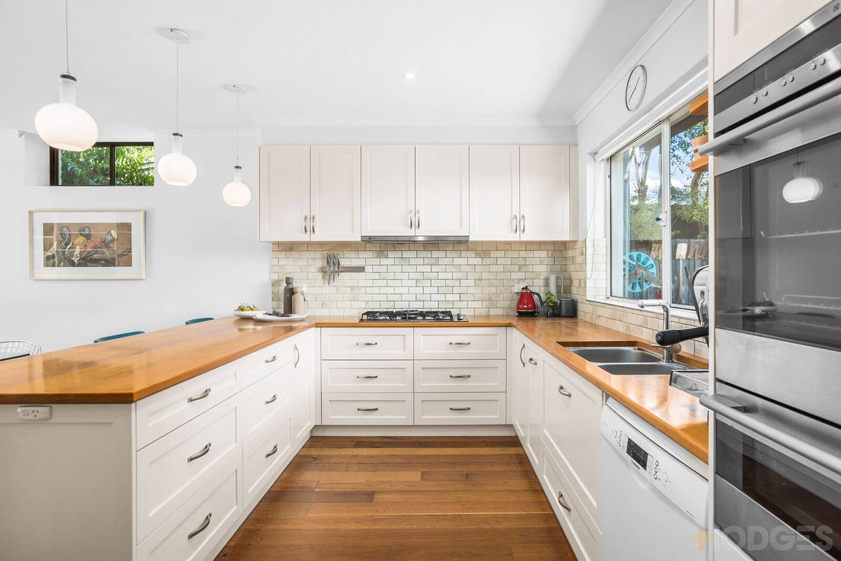 5 Holt Court Mordialloc - Residential for sale