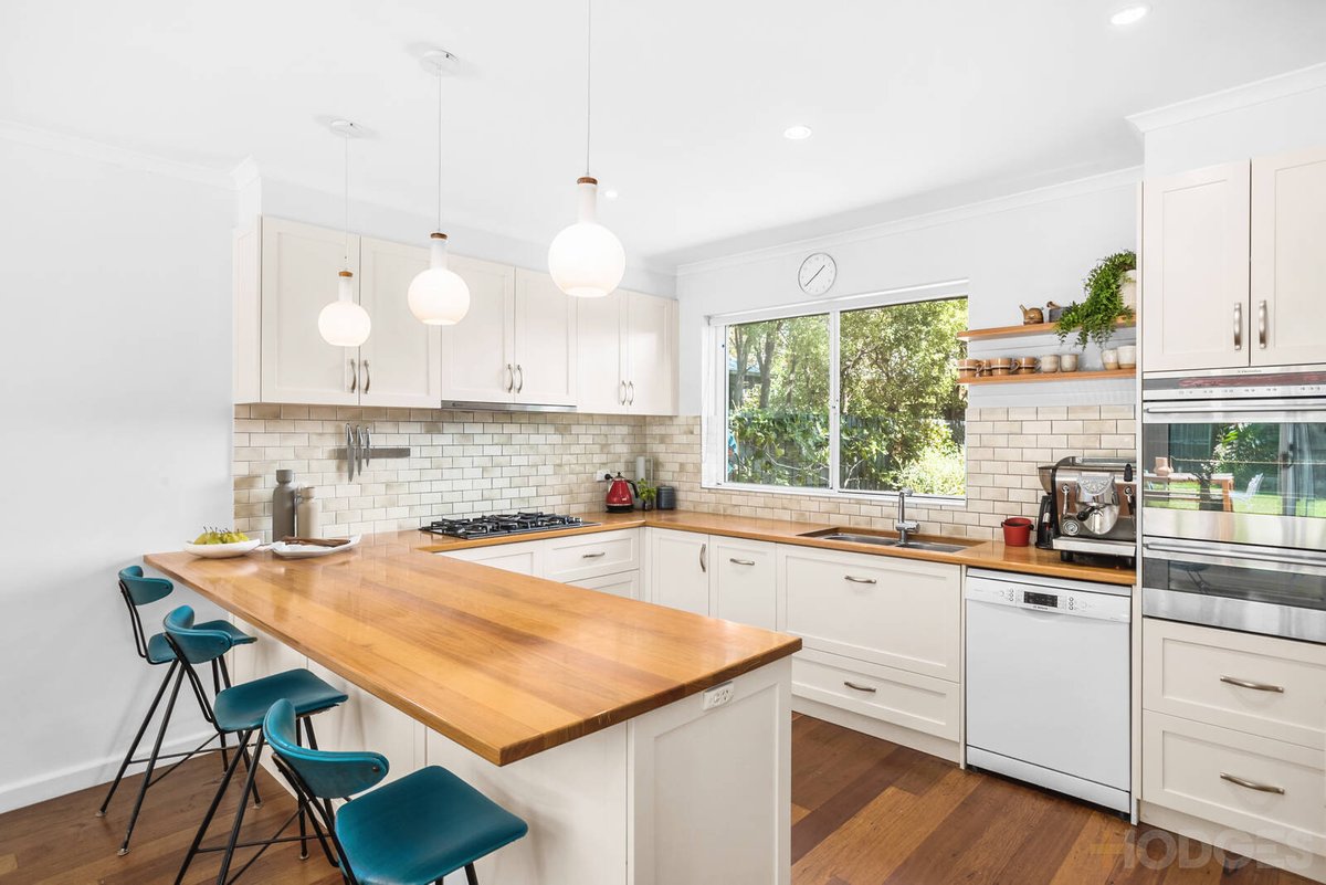 5 Holt Court Mordialloc - Residential for sale