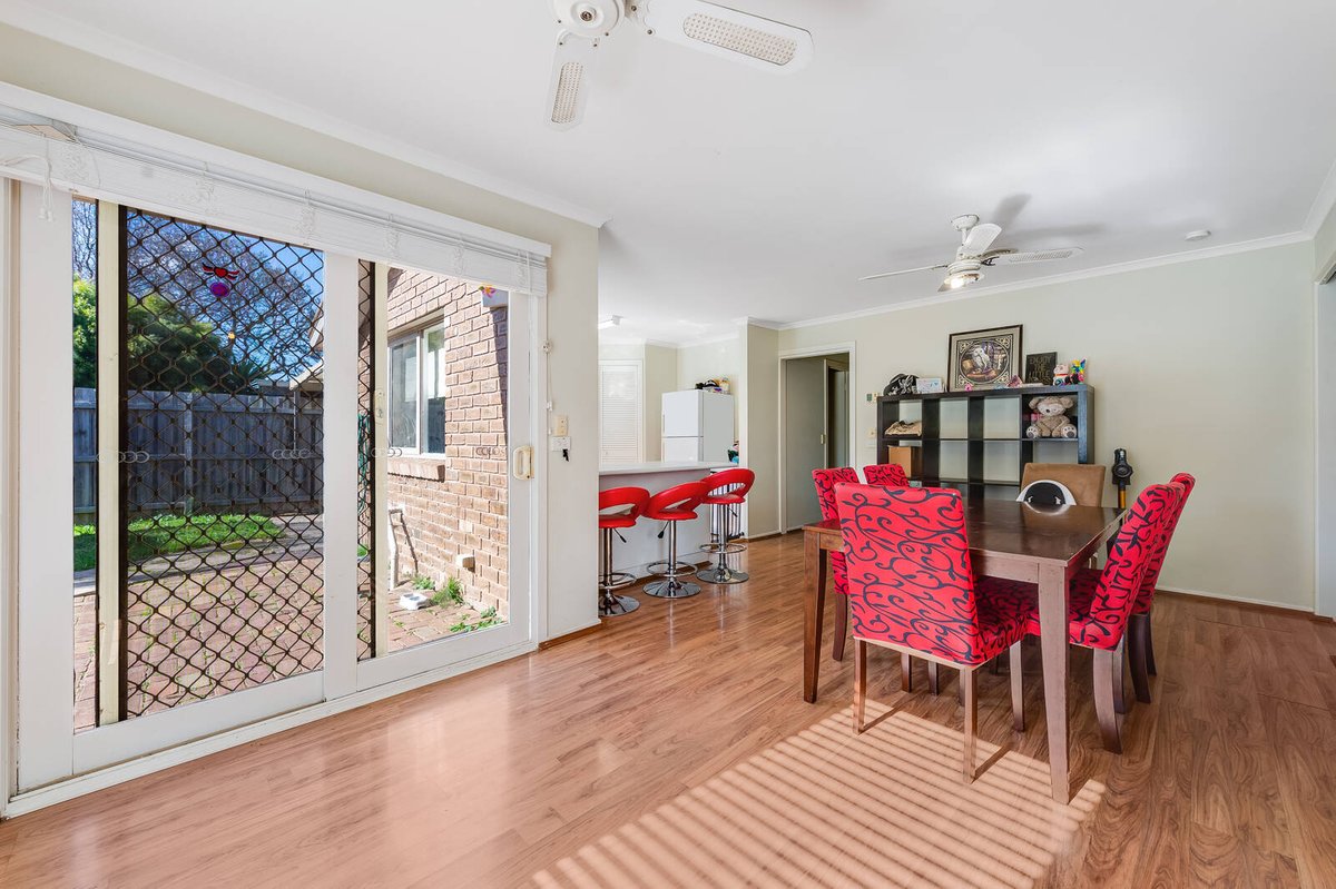 5 Lachlan Court Werribee - Residential for sale