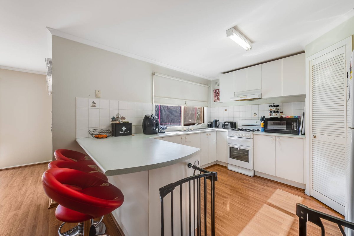 5 Lachlan Court Werribee - Residential for sale