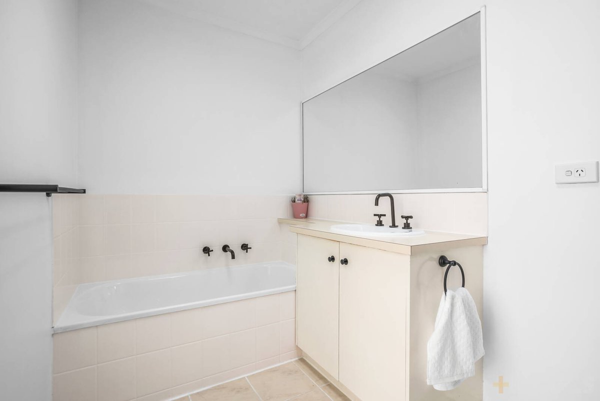 5 Oasis Court Patterson Lakes - Residential for sale