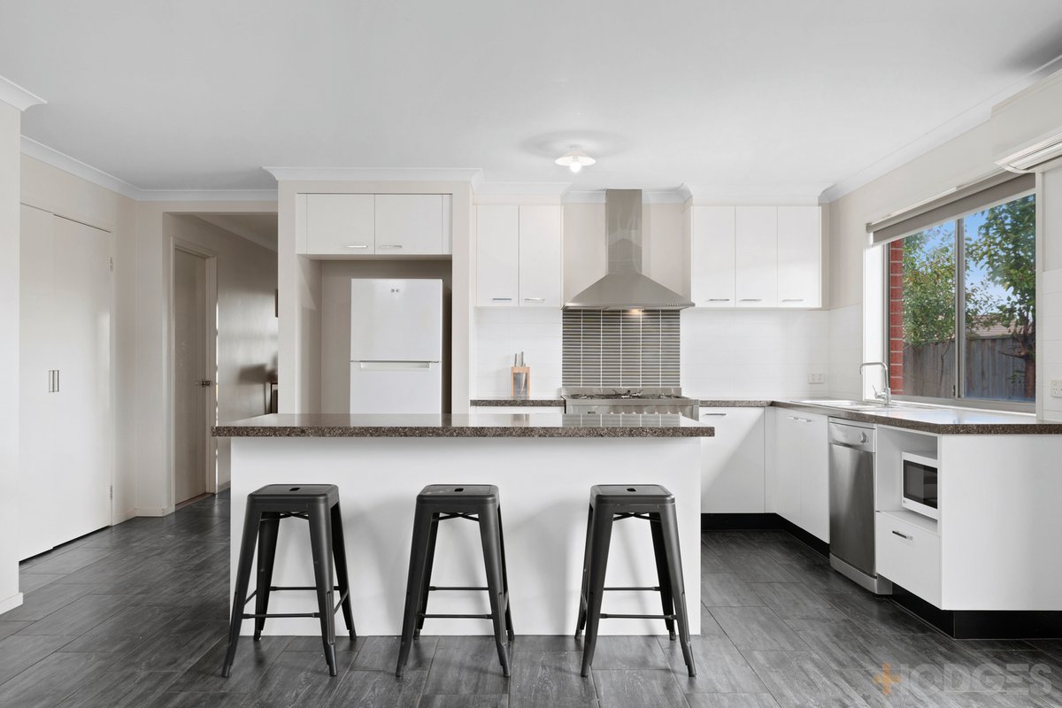 5 Parkfront Drive Leopold - Residential for sale