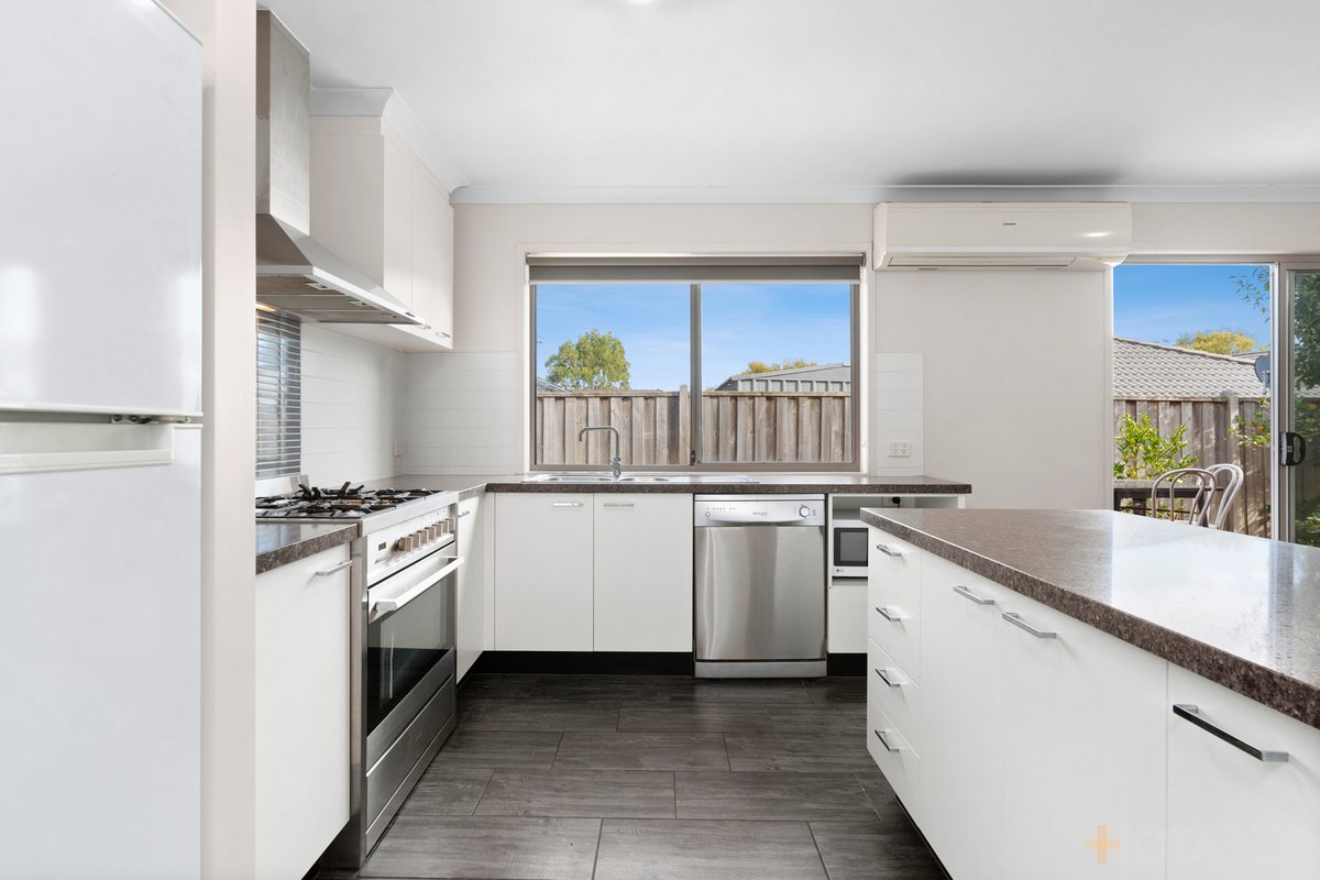 5 Parkfront Drive Leopold - Residential for sale