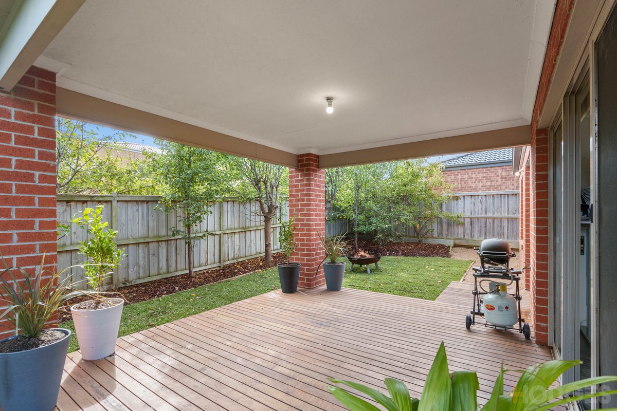 5 Parkfront Drive Leopold - Residential for sale