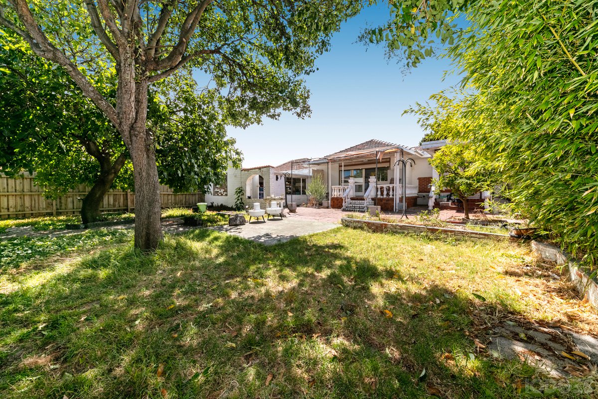 5 Rochford Street Bentleigh East - Residential for sale