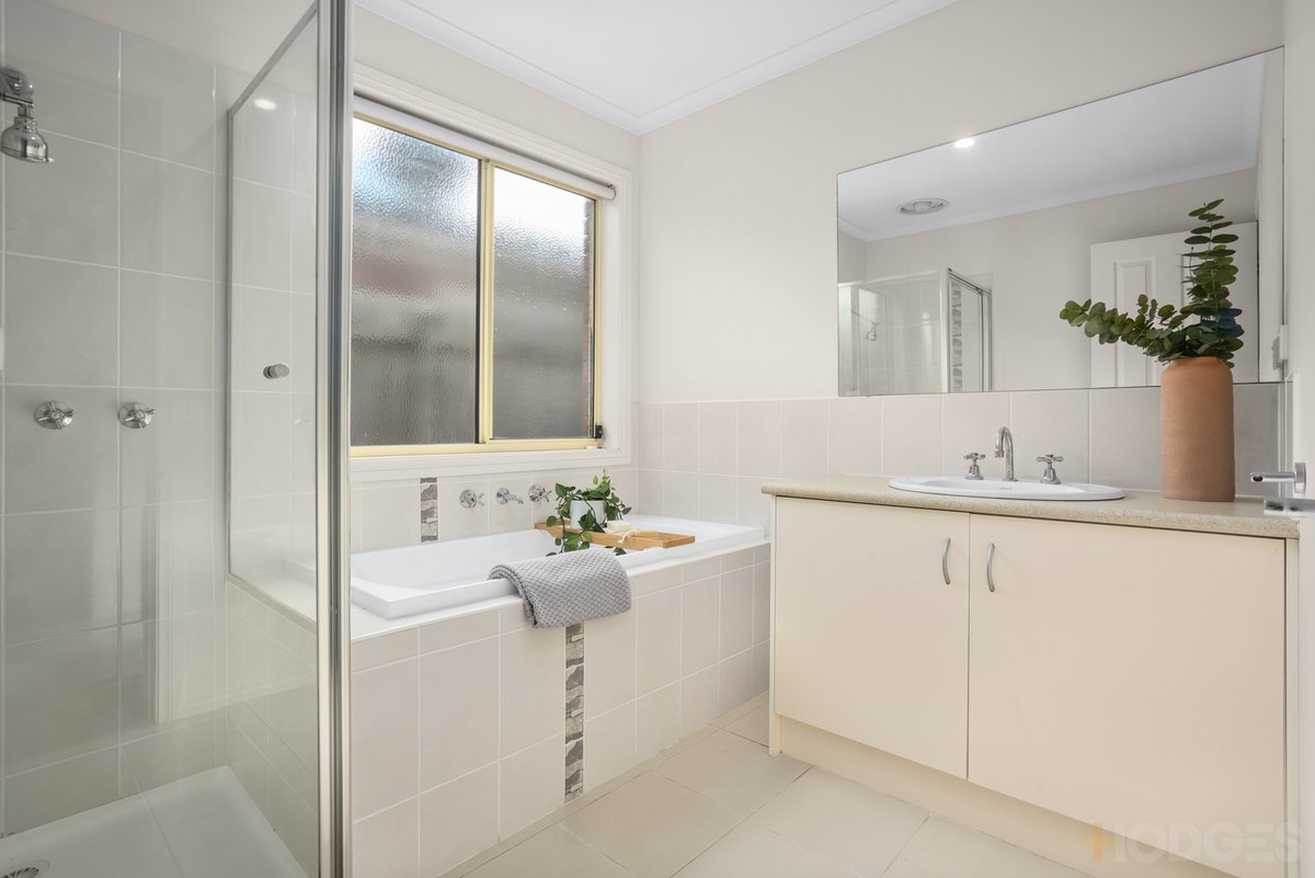 5 St Mellion Court Cranbourne - Residential for sale
