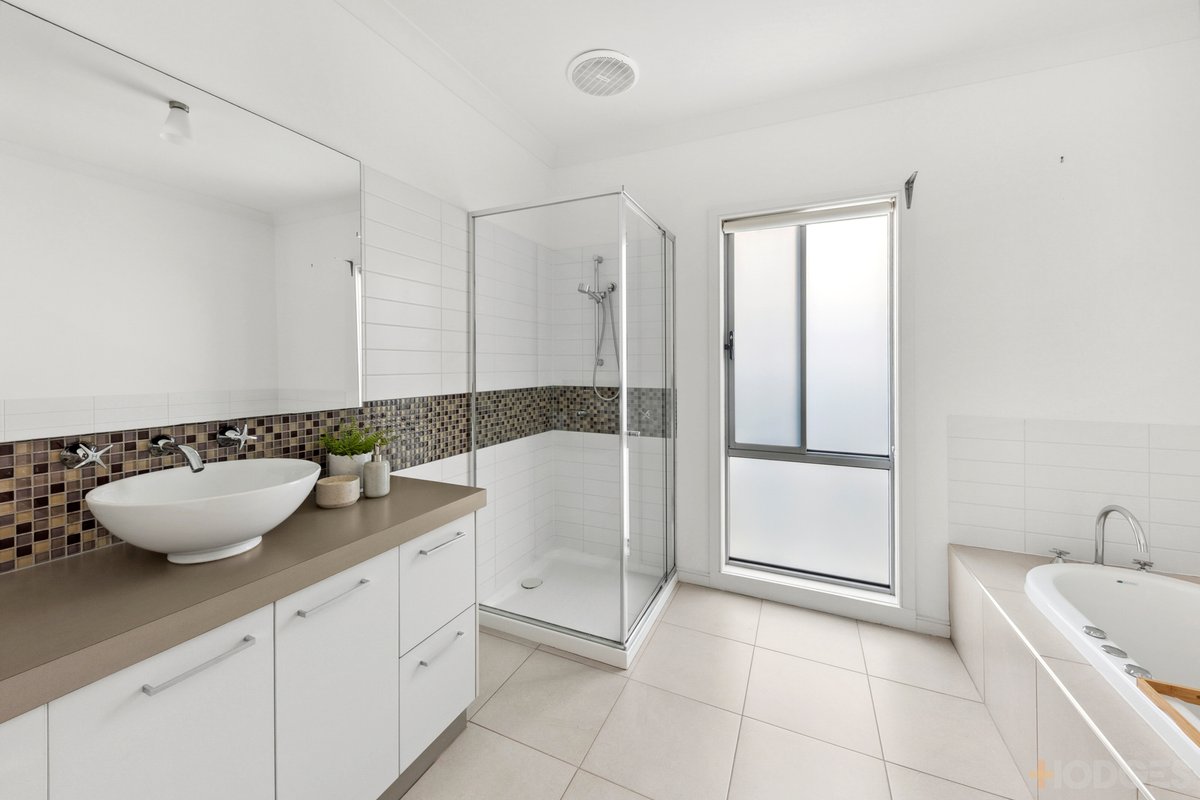 5 Sunrise Close Ocean Grove - Residential for sale