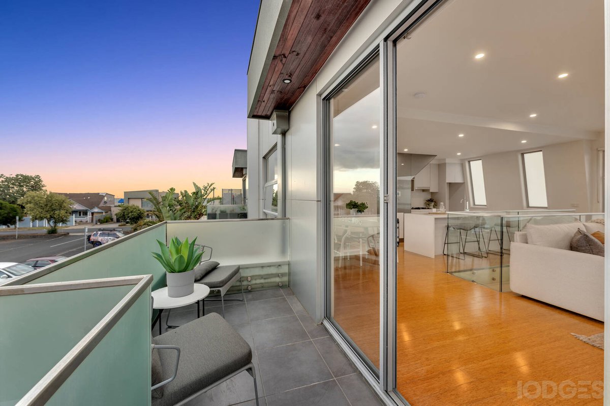 5 The Beachway  Chelsea - Residential for sale