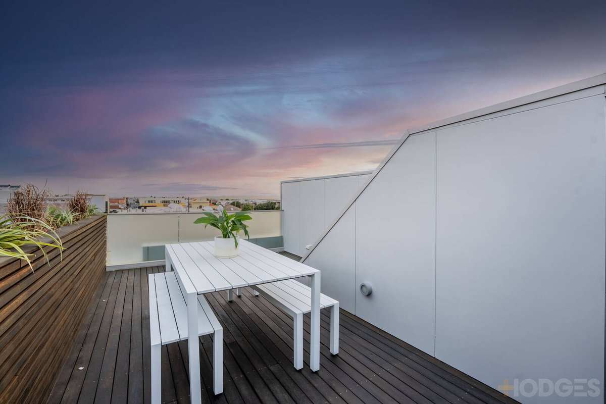 5 The Beachway  Chelsea - Residential for sale