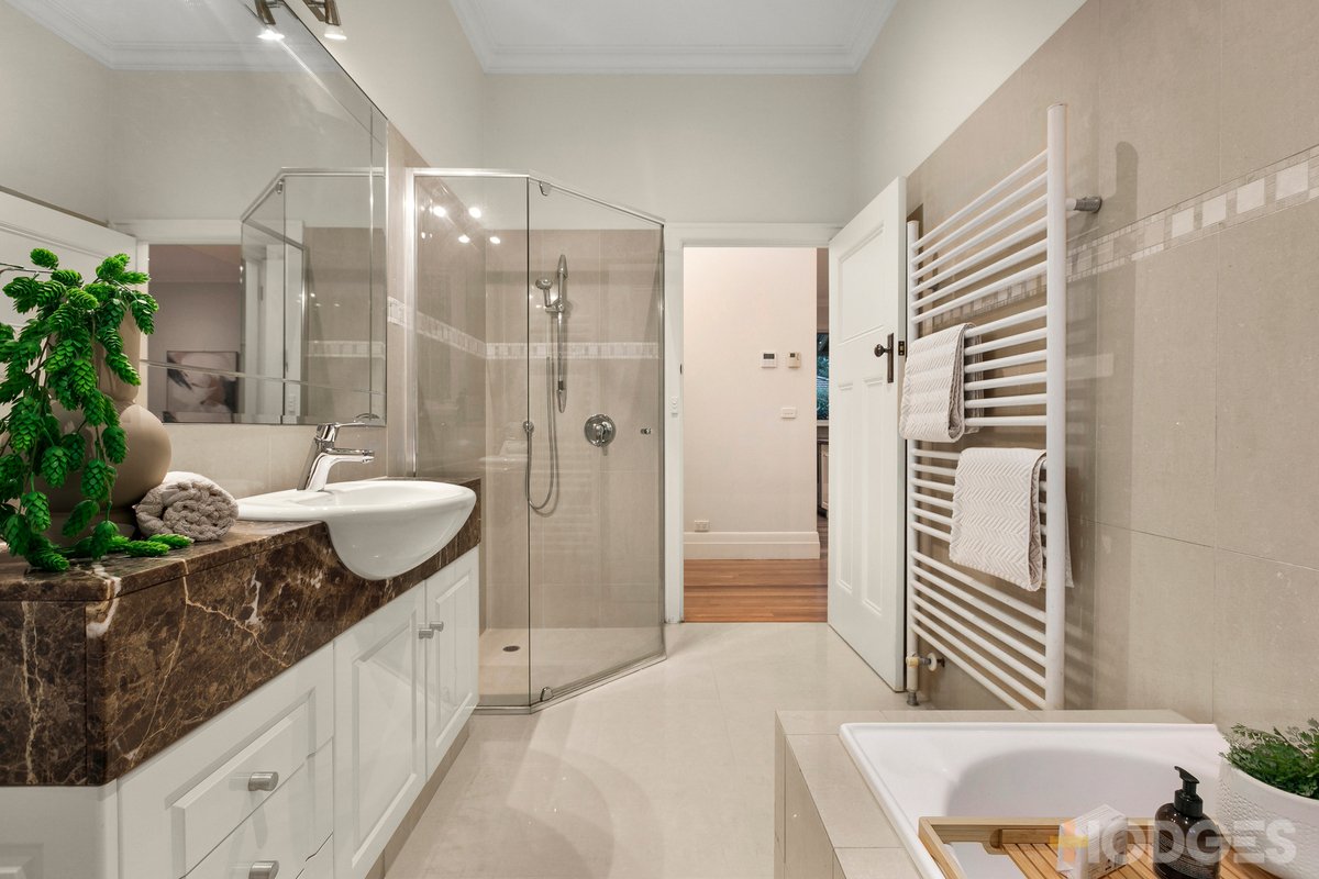 5 Thomas Street Hampton - Residential for lease