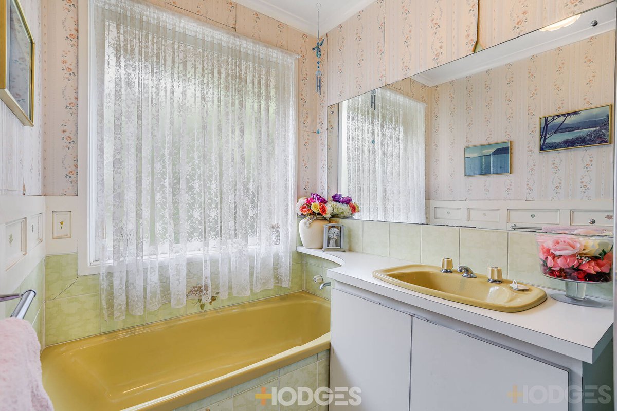 5 Virgilia Drive Hoppers Crossing - Residential for sale