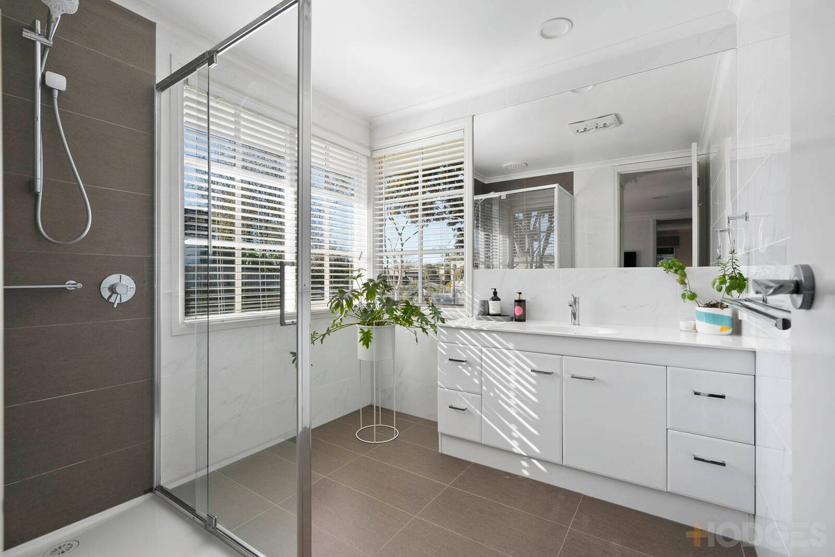 5 Watersedge Terrace Highton - Residential for sale