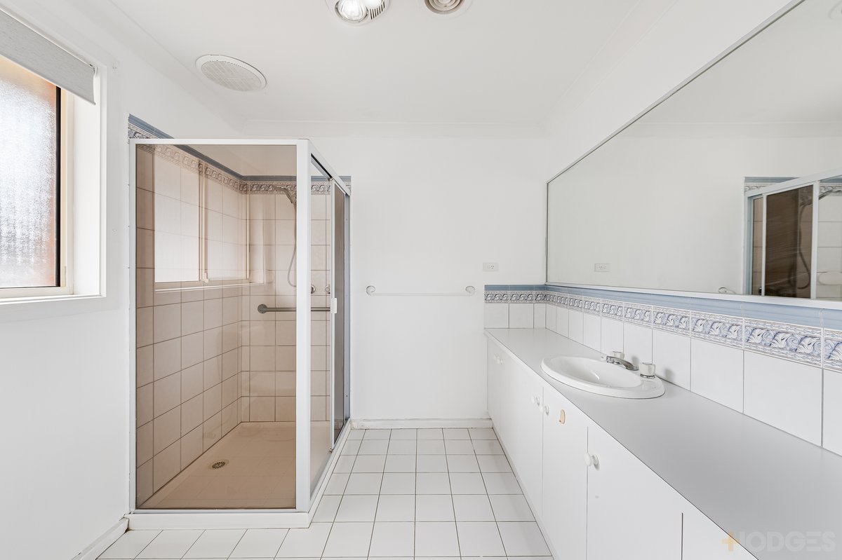 5 Wentworth Avenue Wyndham Vale - Residential for sale