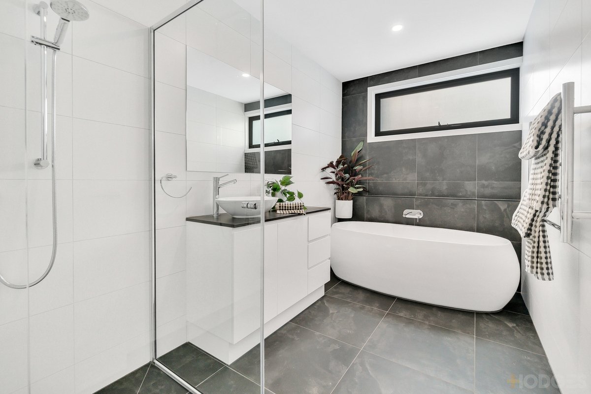 50a Kubis Avenue Aspendale - Residential for sale