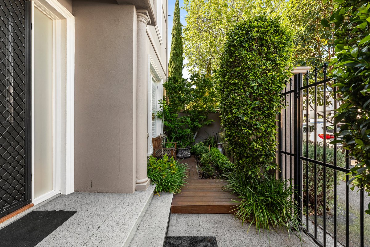 5 / 1 Barkly Street Brighton - Residential for sale