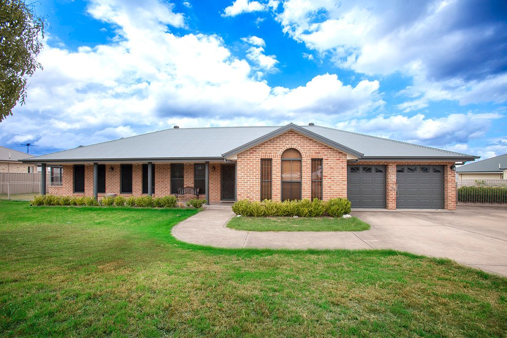 51 Dunmore Road, LARGS NSW 2320
