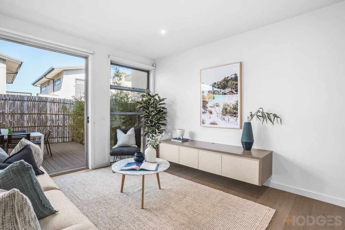 5 / 1 Embankment Grove Chelsea - Residential for sale