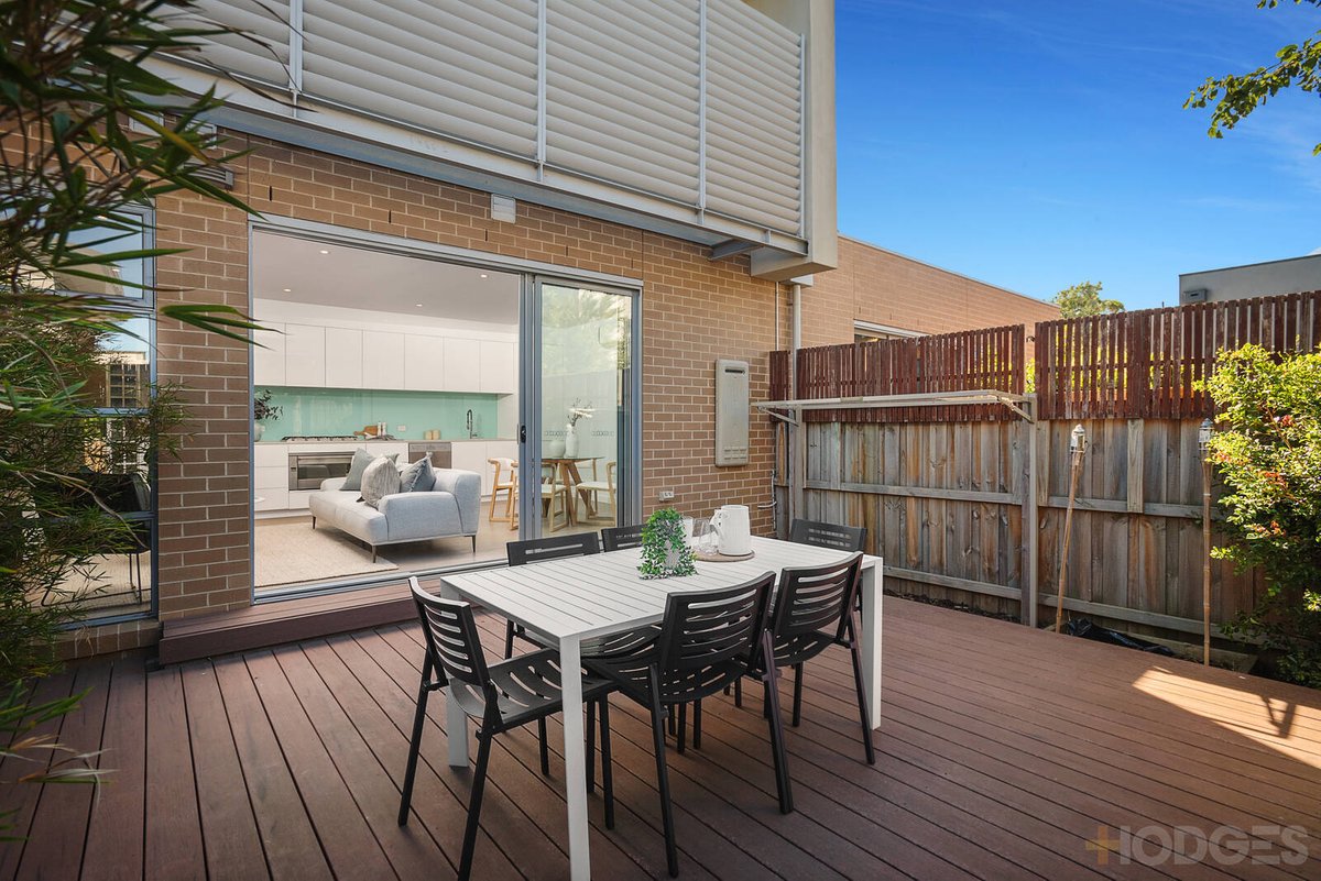 5 / 1 Embankment Grove Chelsea - Residential for sale