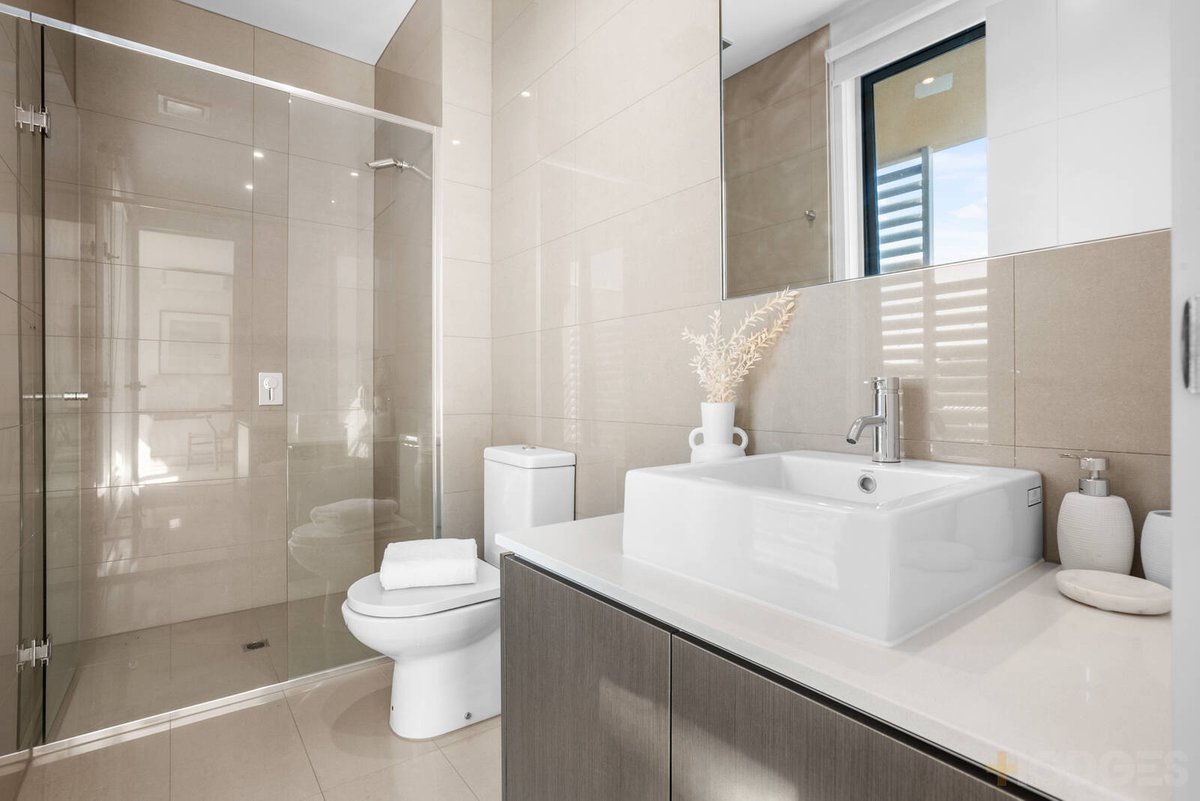 5 / 1 Embankment Grove Chelsea - Residential for sale