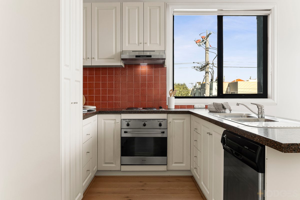 5 / 1 Karrakatta Street Black Rock - Residential for sale