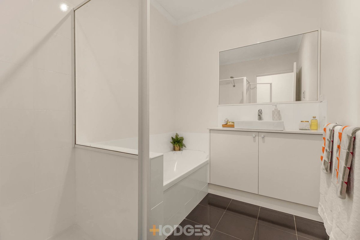 5 / 1204 Glen Huntly Road Glen Huntly - Residential for sale
