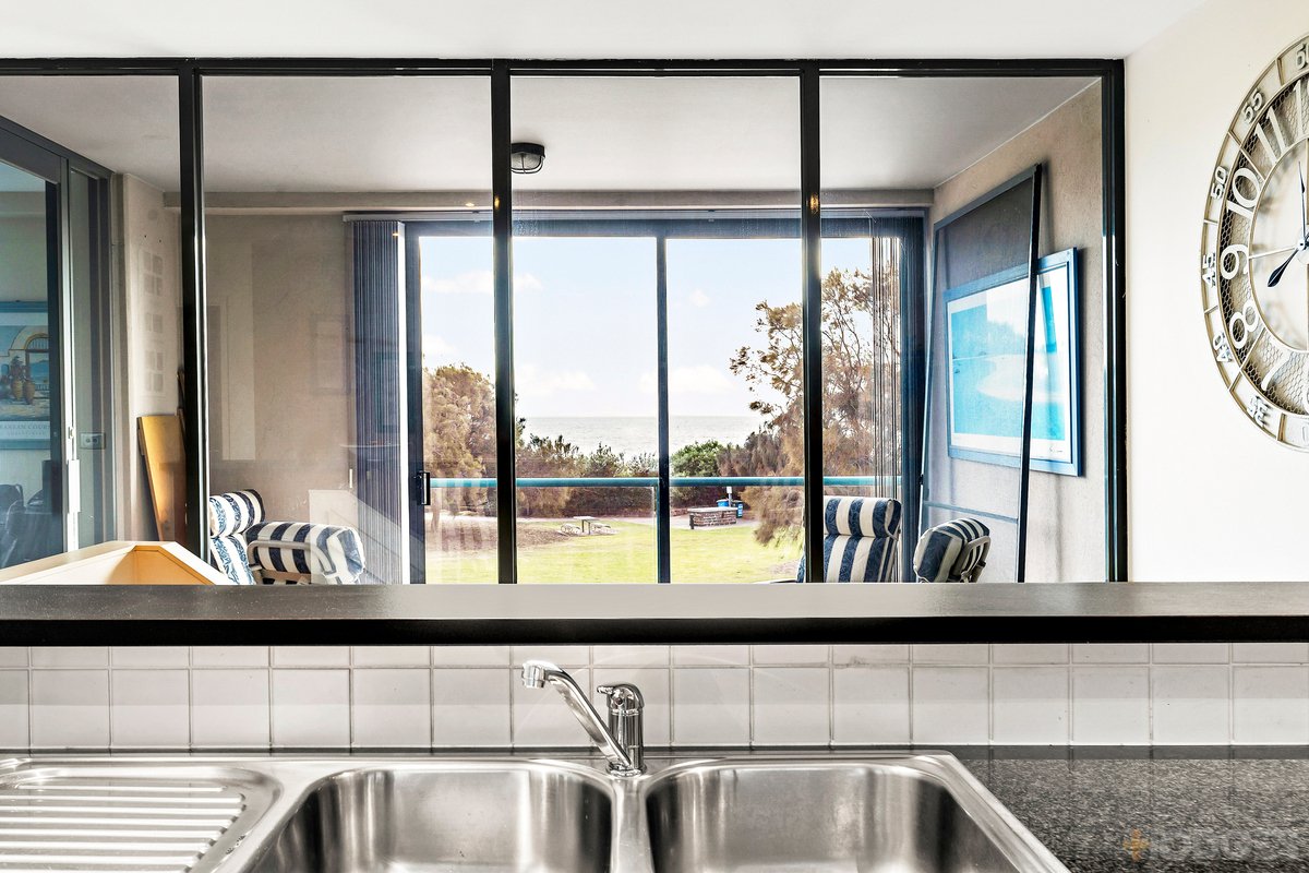 5 / 122 Beach Road Sandringham - Residential for sale