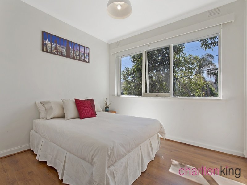 5 / 128 Glen Huntly Road ELWOOD - Residential for sale