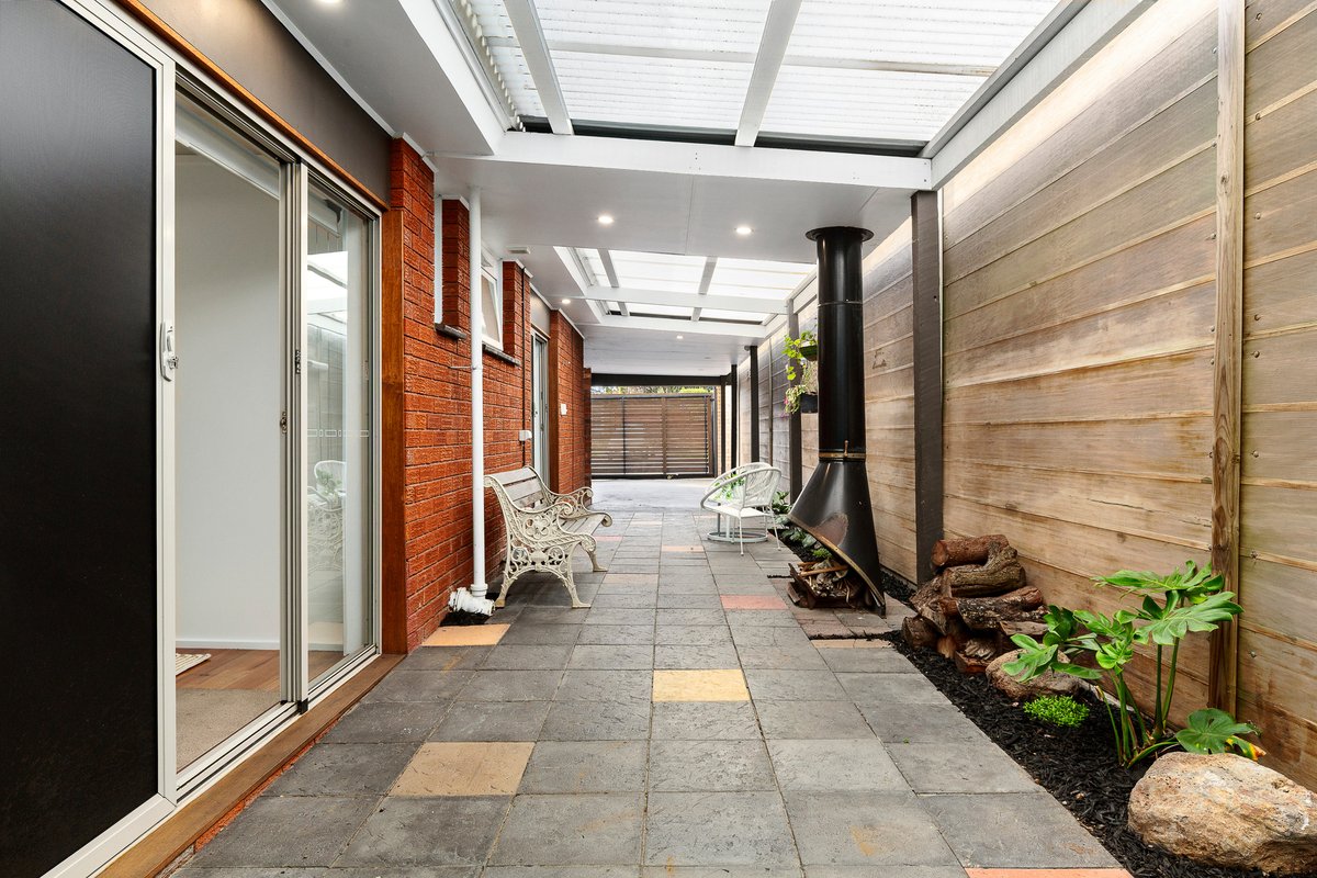 5 / 138 Warrigal Road Mentone - Residential for sale