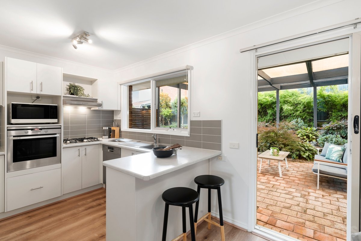 5 / 15-19 Graham Road Highett - Residential for sale