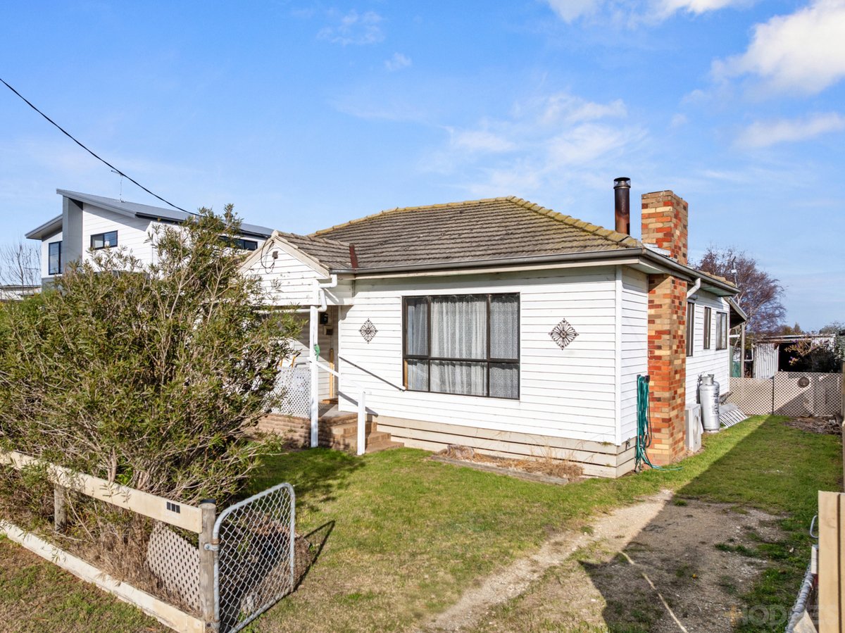 515 Corinella Road Coronet Bay - Residential for sale