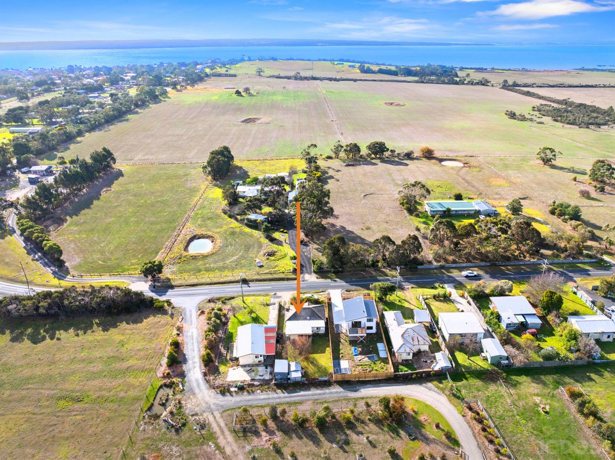 515 Corinella Road Coronet Bay - Residential for sale